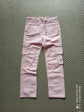 Rożowe spodnie dziewczęce r. 128