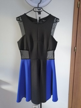 Elegancka czarno-niebieska sukienka GUESS M
