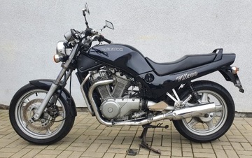 SUZUKI VX 800 1990 r. motocykl naked 