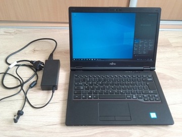 Laptop Fujitsu Lifebook E449, Core i3 8130U, 8GB, 