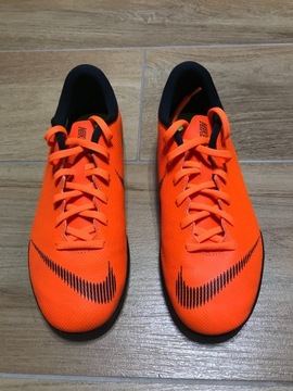 Buty Nike Jr VAPORX 12 CLUB rozmiar 38,5