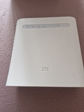 Router  ZTE MF286D