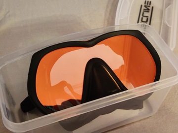 Maska Frameless Super View TecLine - czarna ze szk