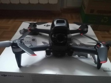 Dron DJI FPV COMBO