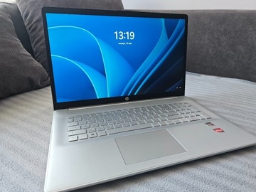 Laptop HP 17-cp0041 17.3" AMD Ryzen 7 / 16 GB / 1024 GB