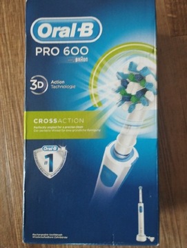 Szczotka elektryczna Oral-B PRO 600