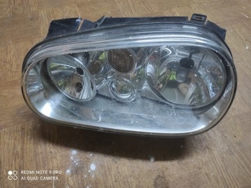 Lampa przód golf 4