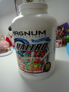 Magnum Quattro protein 1820g mix białek izolat