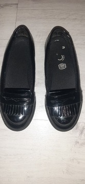 Eleganckie czarne lakierki buty baleriny zakończenie roku r. 32, 32,5