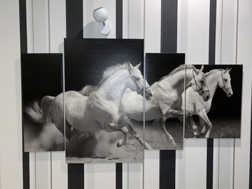 Obraz tryptyk 4-częściowy galopujące konie