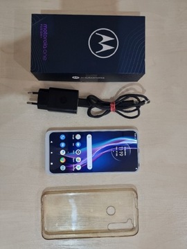 Motorola One Fusion+ Plus 6/128 GB wysuwany aparat stan idealny jak nowy