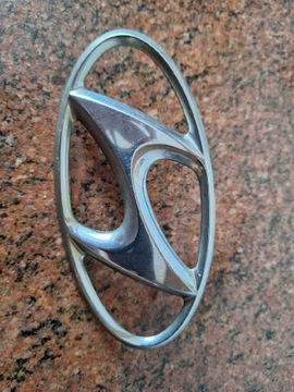 Znaczek emblemat Hyundai 