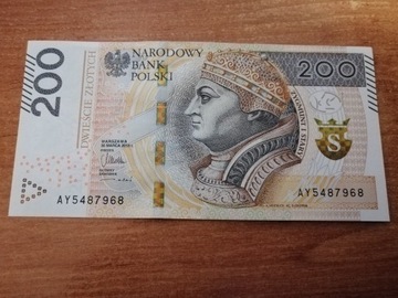 Banknot 200 zł seria AY