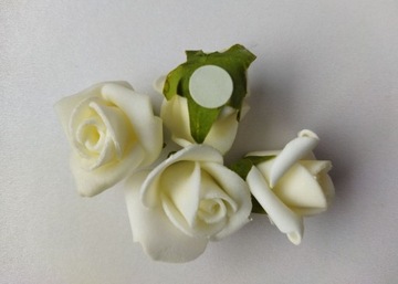 Róża kremowa piankowa z przylepcem, 3cm, 6 sztuk