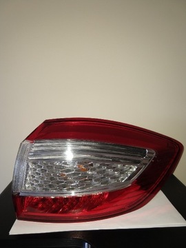 Lampa tylna prawa Ford Mondeo MKIV lifting 