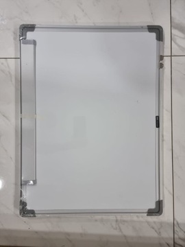 DELI Magnetyczna tablica do pisania 450 × 600