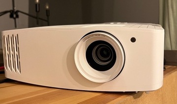 Projektor Optoma UHD38