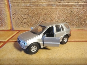 Maisto Mercedes ML 320 1/41 UNIKAT!