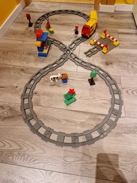 2 zestawy pociąg+szlabany lego DUPLO