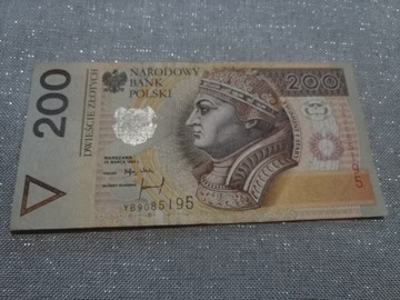 200zł banknot 1994 rok seria YB