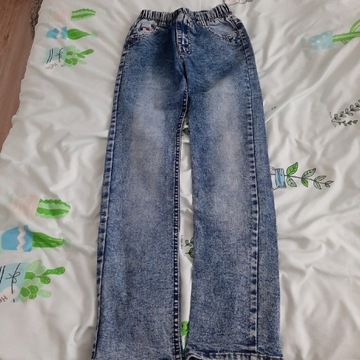 Spodnie jeans 140/146 chłopięce