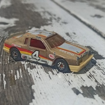 MATCHBOX  BUICK LE SABRE 1987