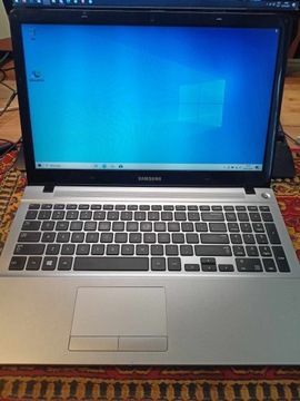 Laptop Samsung NP450R5E i5/8GB/240GB SSD/Nvidia