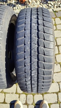 Falken HS449 225/60R18 opony zimowe 4x + gratis