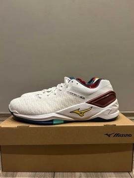 Buty sportowe Mizuno, białe, rozm. 44,5 - NOWE