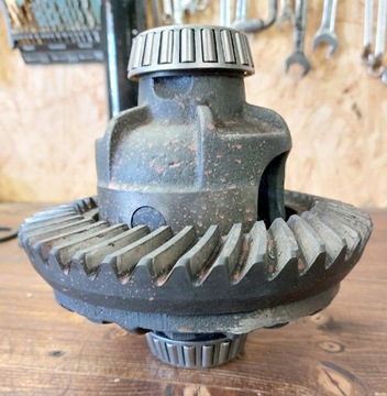 Dyferencjał dyfer most Fiat 125p 115R176/387