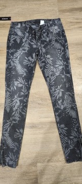 Spodnie jeans damskie 