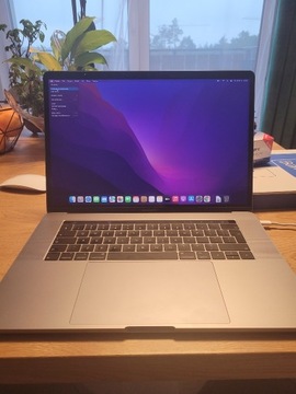 Apple MacBook Pro 15,4 2018 nowa bateria klawiatur