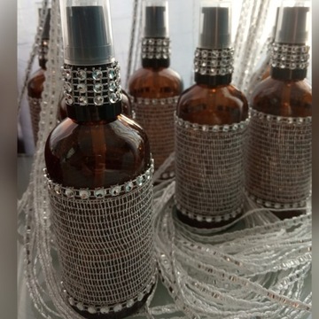 Eko olejki do ciała w ręcznie zdobionych butelkach