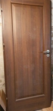 Drzwi Porta ciem. dąb (prawe lub lewe) +ościeżnica