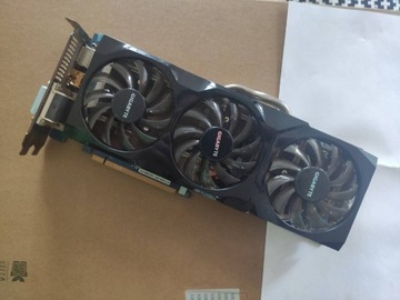 AMD Radeon 6970 2Gb VRAM Gigabyte