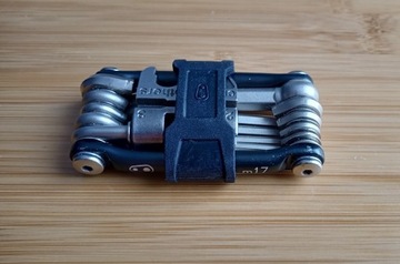 Multitool CrankBrothers m17 rowerowy srebrny