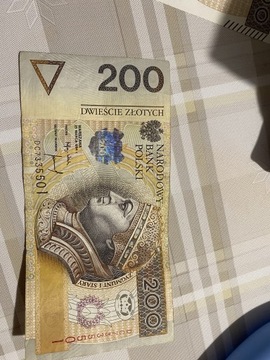 200 złotych numer seria