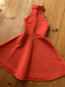 Czerwona sukienka koktajlowa 