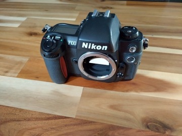 Aparat lustrzanka Nikon F100 body