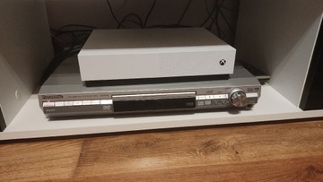 Xbox one S + 2 pady biały fifa 2023 zestaw