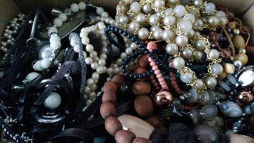 Biżuteria retro vintage PRL naszyjniki kolczyki 