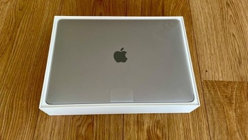 MacBook Pro 13,3" Space Gray 2018 (uszkodzona matryca)