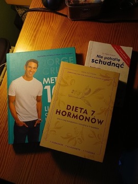 Dieta 7 hormonów. Metoda 100. Dieta Dukana.