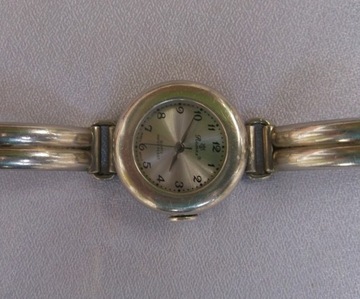 srebrny damski zegarek z bransoletą Romex