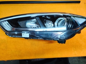 LAMPA PRZÓD LEWA HYUNDAI TUCSON III 17