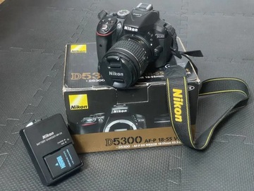 Nikon D5300 - Obiektyw 18-55 - 2x Bateria