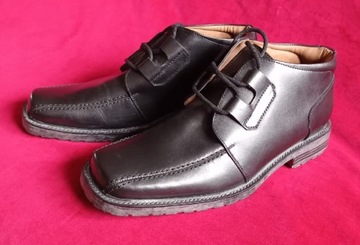 BARRATTS - skórzane buty EUR 45,5