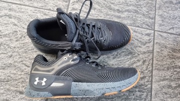 Buty Under Armour 42,5 cm super stan model Hovr
