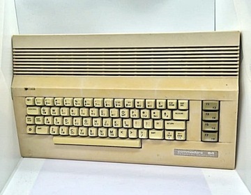 Komputer Commodore C-64 C