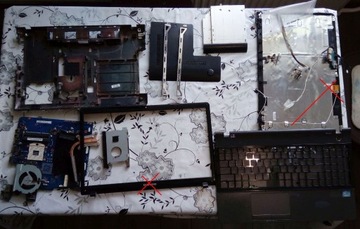 Laptop Samsung NP300E5C obudowa płyta części